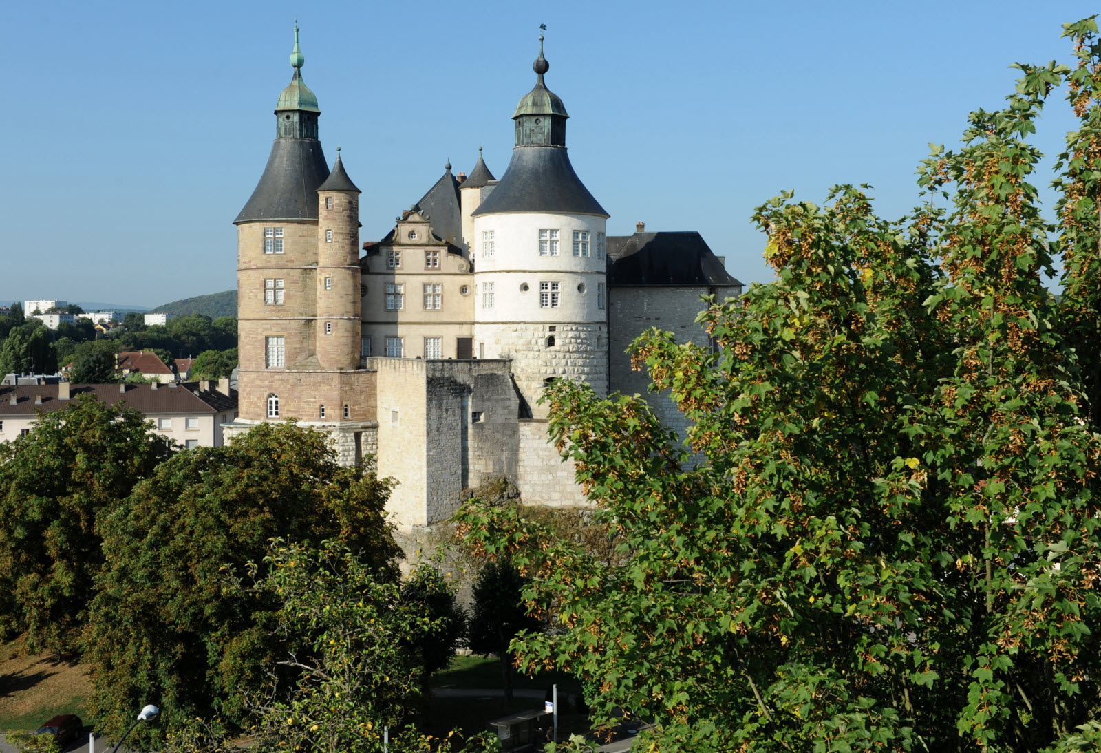Ch&acirc;teau de Montb&eacute;liard